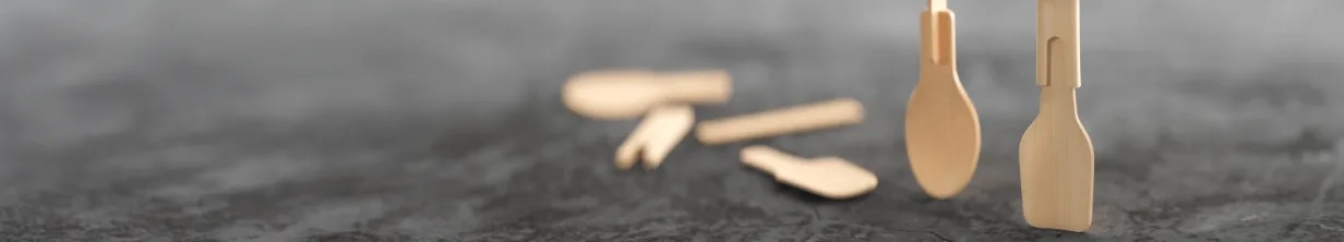 SUP-D approved yogurt spoon designed for yogurt lid integration